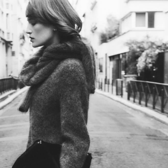 KNITWEAR