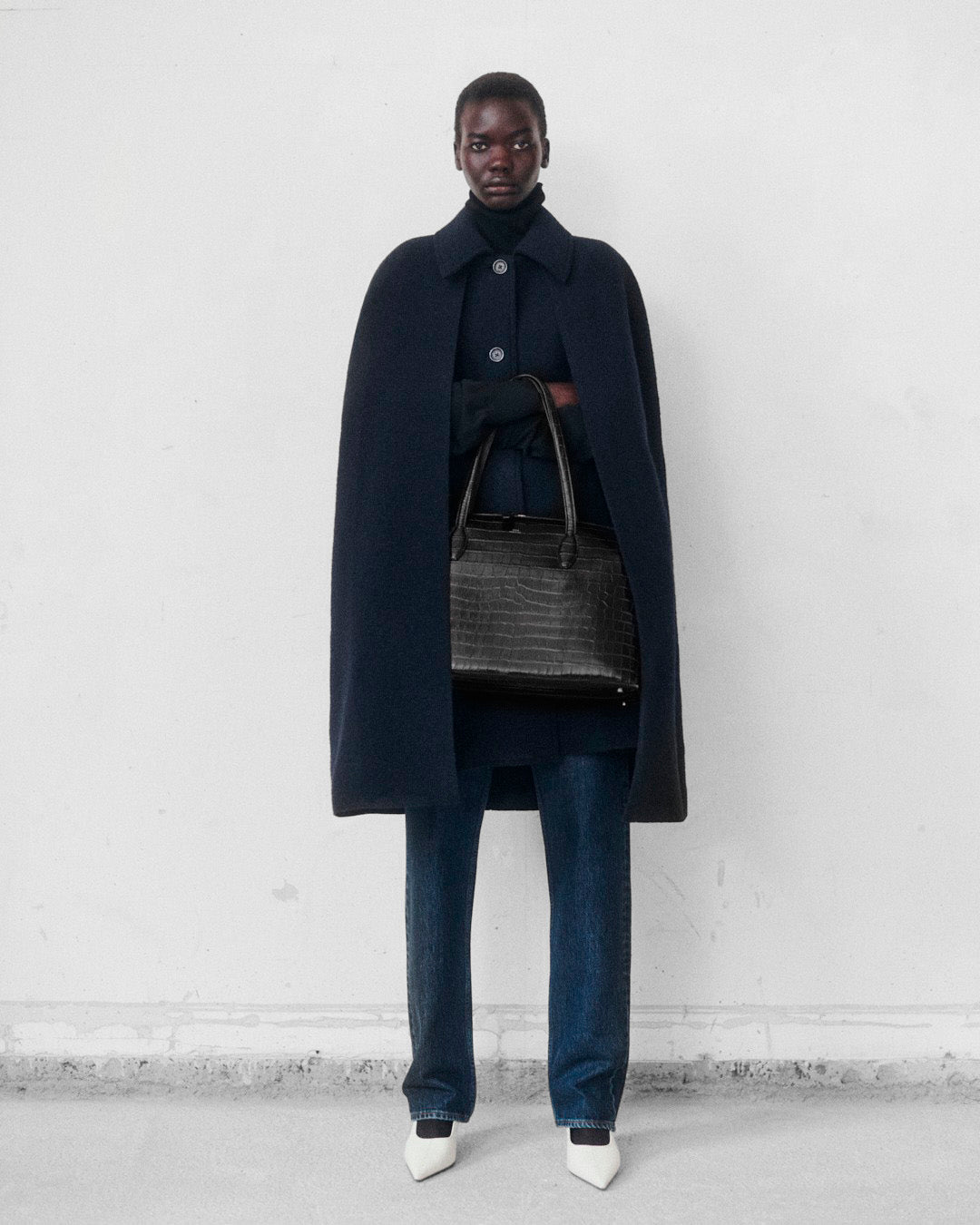 BLACK & BLUE