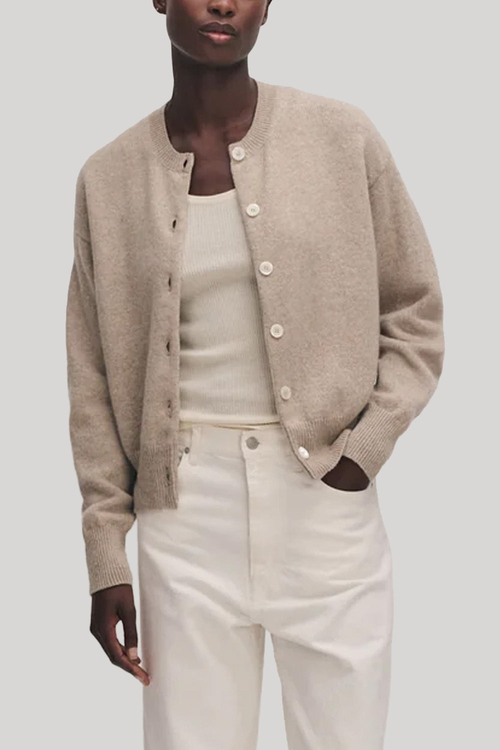 Oat cardigan with white buttons