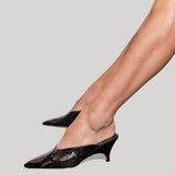 Le Monde Beryl | Petra Mule in Chocolate Leather Snake Effect