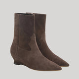 Le Monde Beryl | Camille Boot in Pepper Suede
