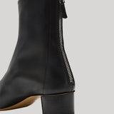 Le Monde Beryl | Carole Boot